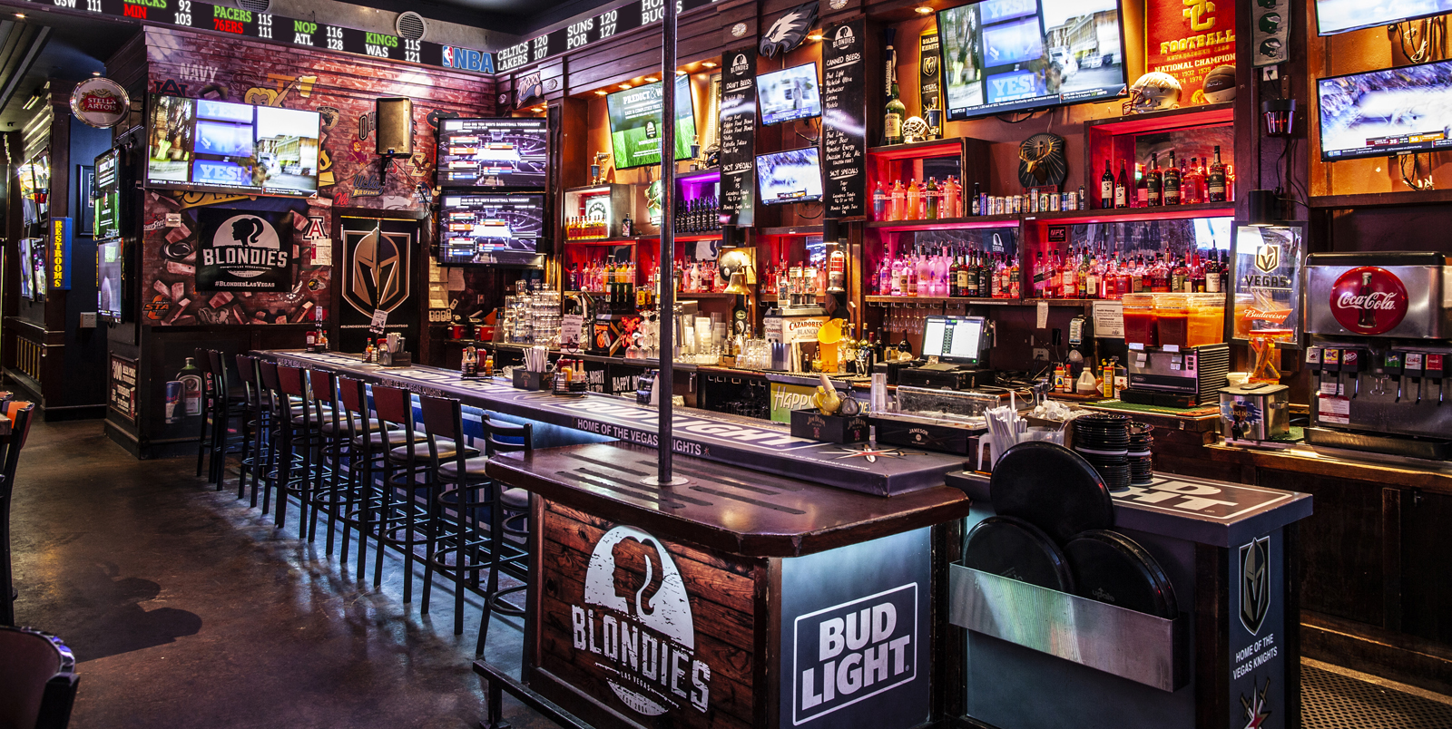 Best Sports Bars in Las Vegas: Where to Watch & Drink on Game Day